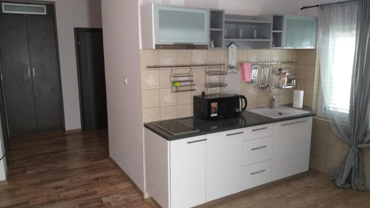 Villa, Pool And Relax For 12 Persons Kuti Εξωτερικό φωτογραφία