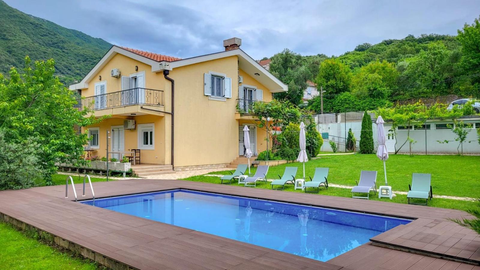 Villa, Pool And Relax For 12 Persons Kuti Εξωτερικό φωτογραφία